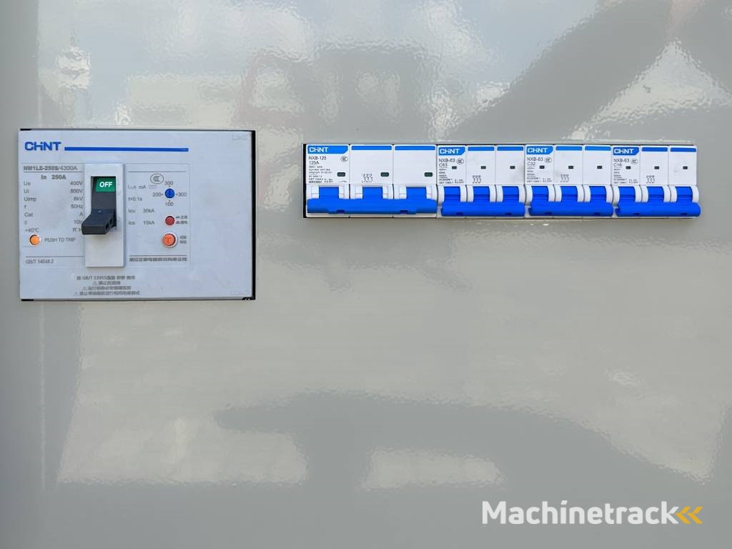 Iveco NEF45TM3 - 132 kVA Generator - DPX-19792