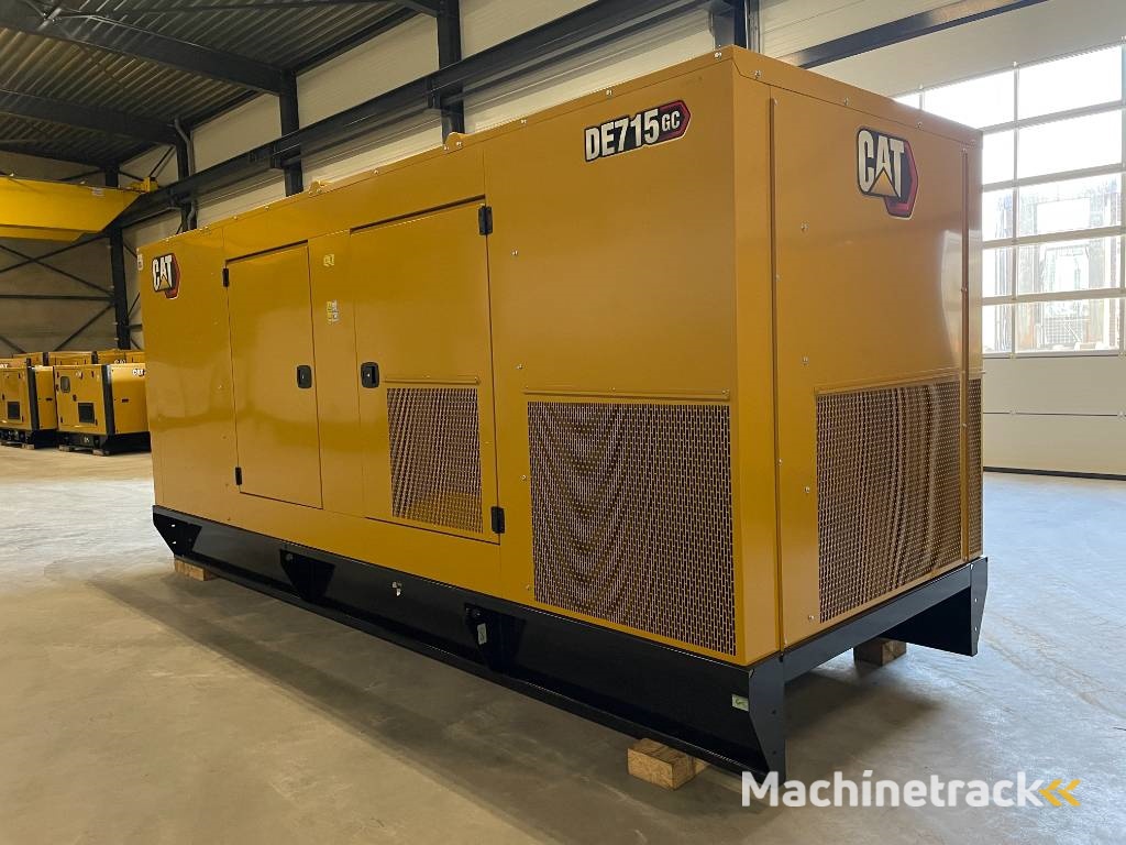 CAT DE715GC - 715 kVA Stand-by Generator - DPX-18224
