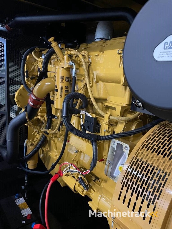 CAT DE715GC - 715 kVA Stand-by Generator - DPX-18224