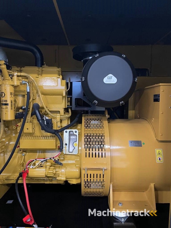CAT DE715GC - 715 kVA Stand-by Generator - DPX-18224