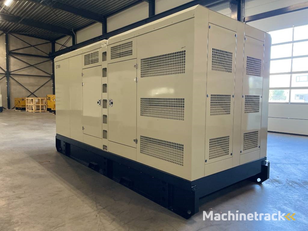 Cummins KTAA19-G6A - 700 kVA Generator - DPX-19848