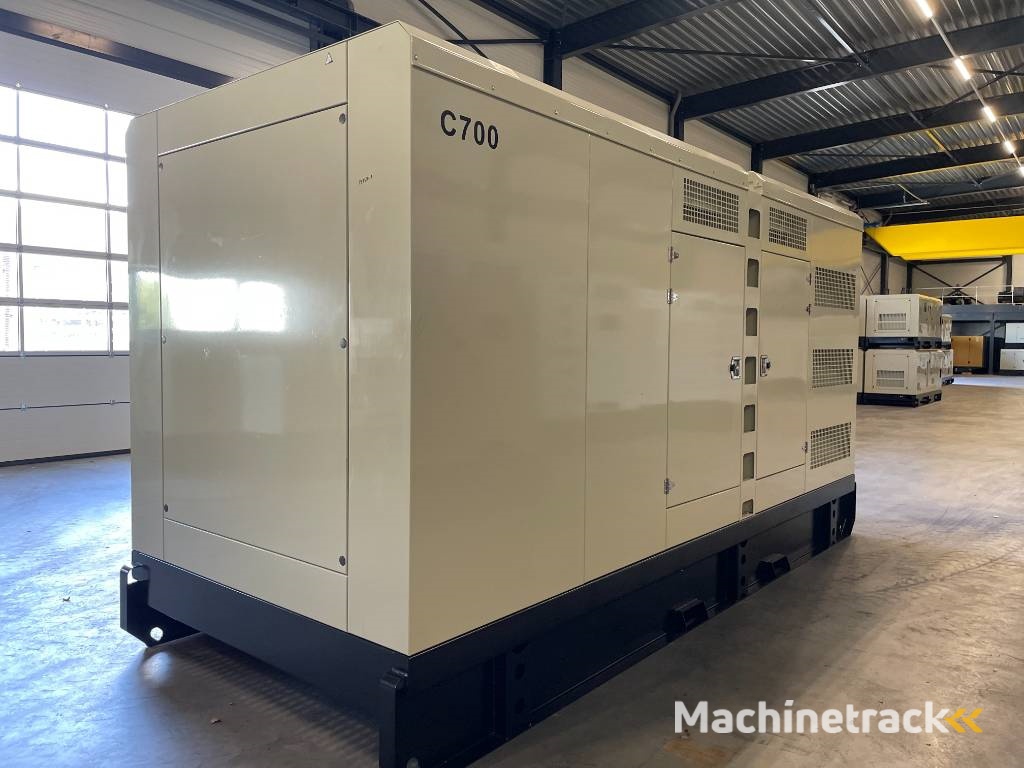 Cummins KTAA19-G6A - 700 kVA Generator - DPX-19848