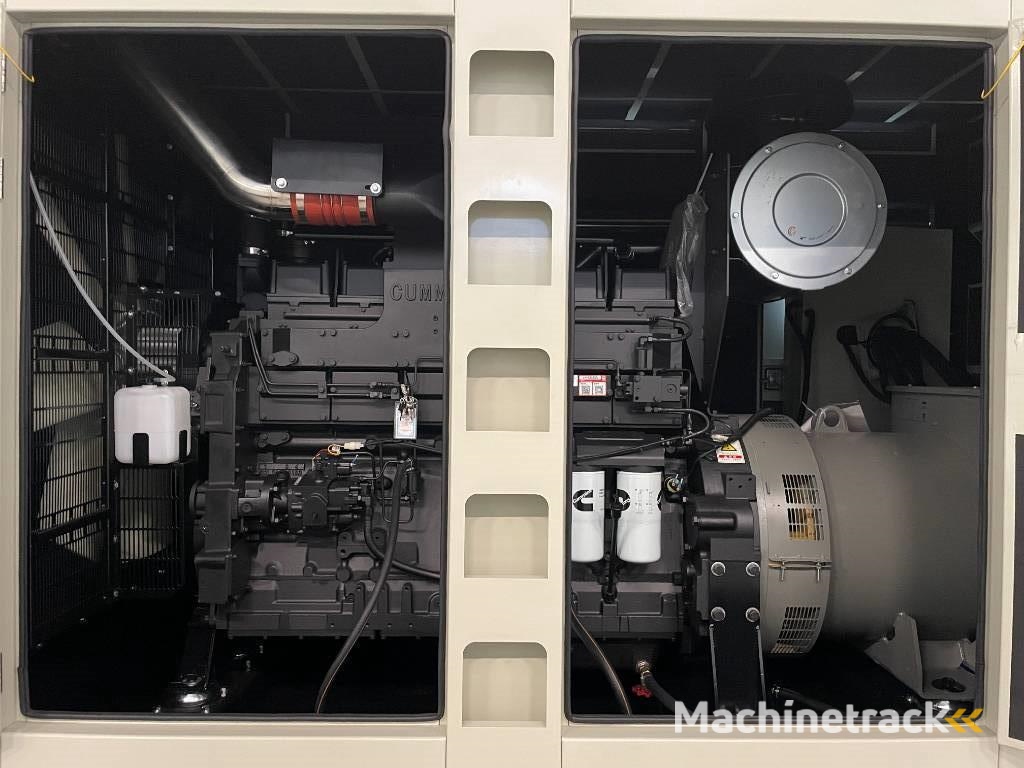 Cummins KTAA19-G6A - 700 kVA Generator - DPX-19848
