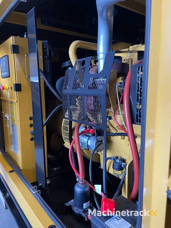 CAT DE65E0 - 65 kVA Generator - DPX-18010