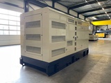 Minituur van Iveco CR13TE3A - 440 kVA Generator - DPX-19796