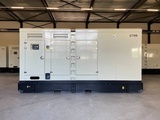 Minituur van Cummins KTAA19-G6A - 700 kVA Generator - DPX-19848