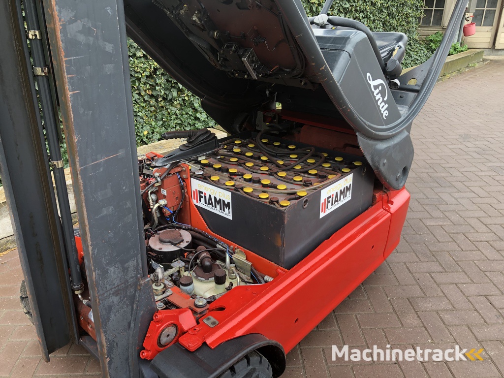 Linde E18 bj 2006 triplo sideshift