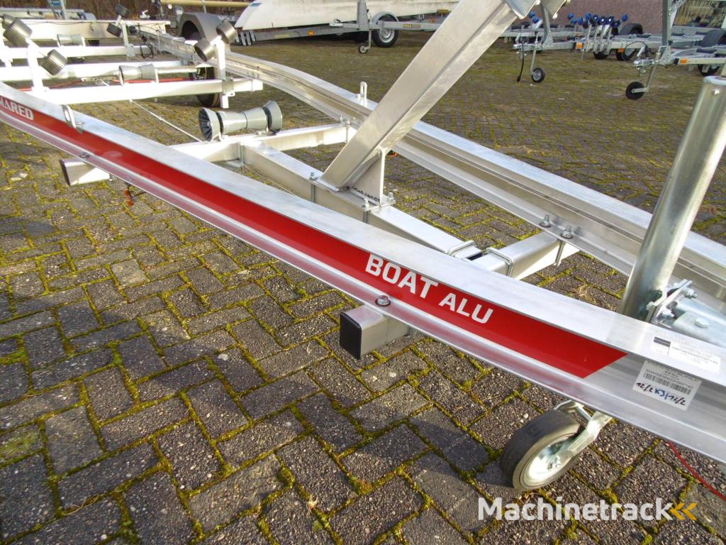 Temared B15 Alu motorboottrailer