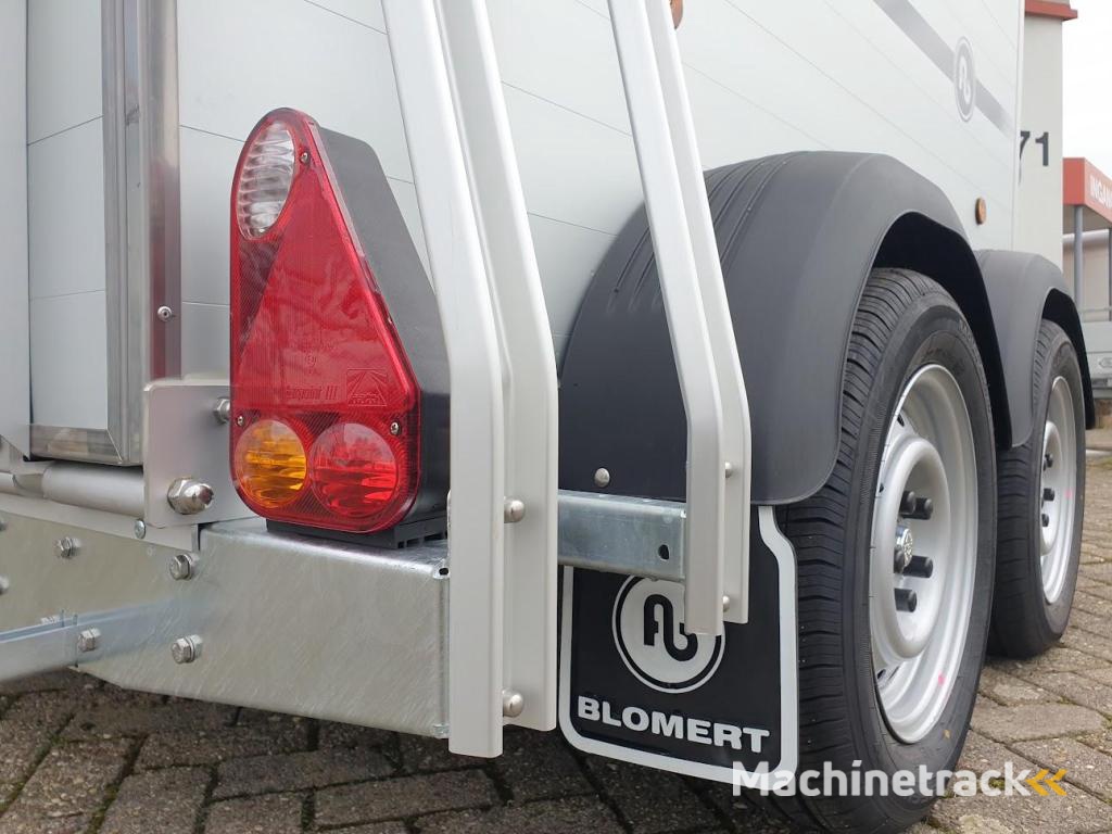 Blomert Singapore ALU 1.5 paards met zadelkamer