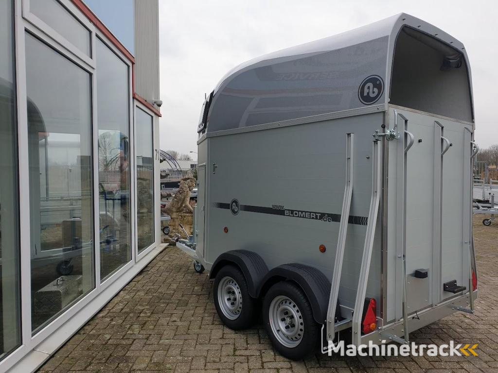 Blomert Singapore ALU 1.5 paards met zadelkamer