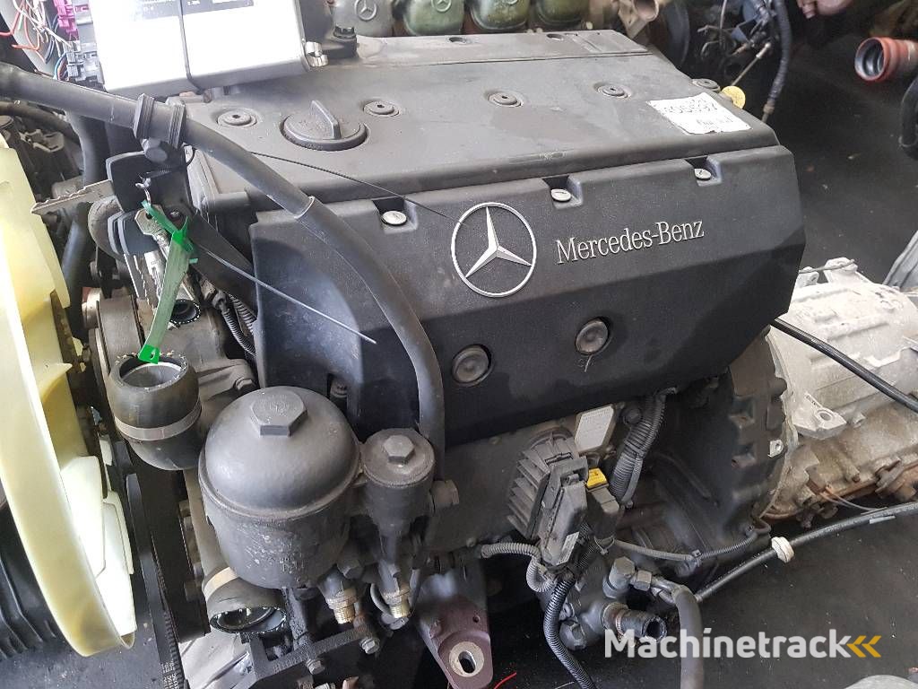 Mercedes-Benz 904LA.11/3-00