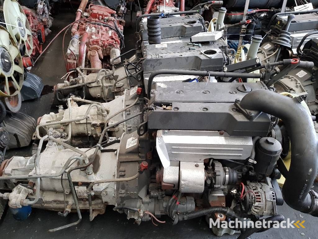 Mercedes-Benz 904LA.11/3-00