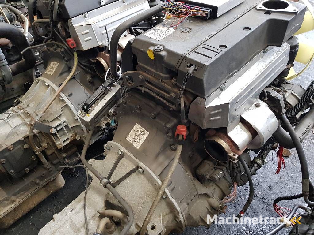 Mercedes-Benz 904LA.11/3-00