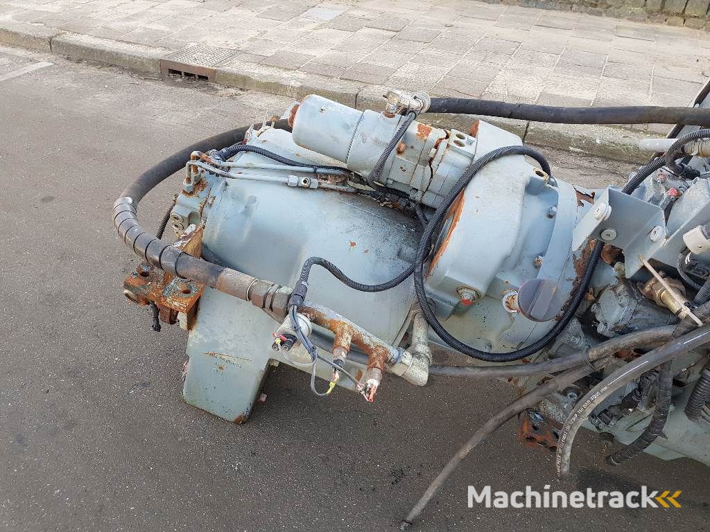 DANA Spicer Off Highway 13.7LHR32384-630