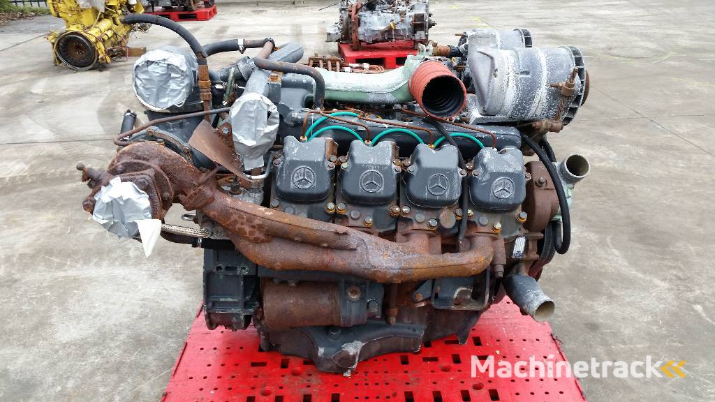 Mercedes-Benz OM 442 A