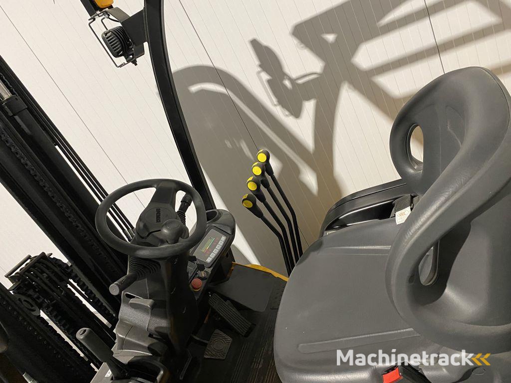 ACTIE - HYUNDAI 30B-7A