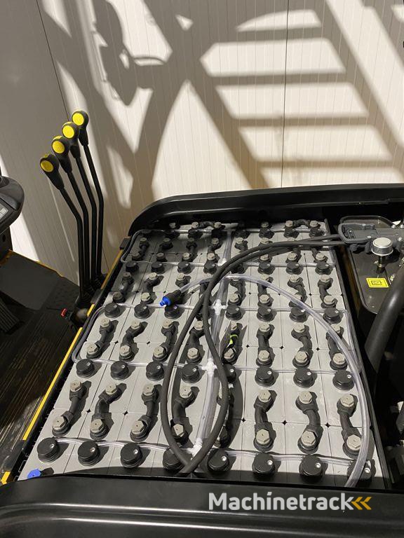 ACTIE - HYUNDAI 30B-7A