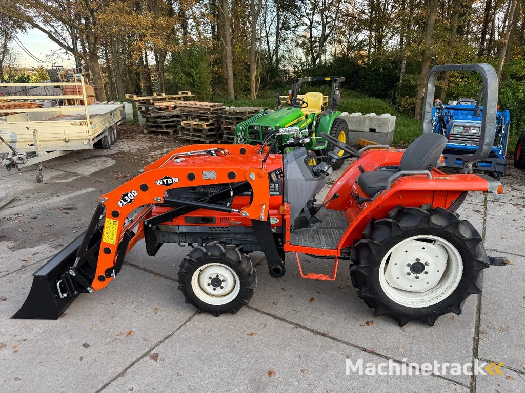 Kubota GL221 met voorlader