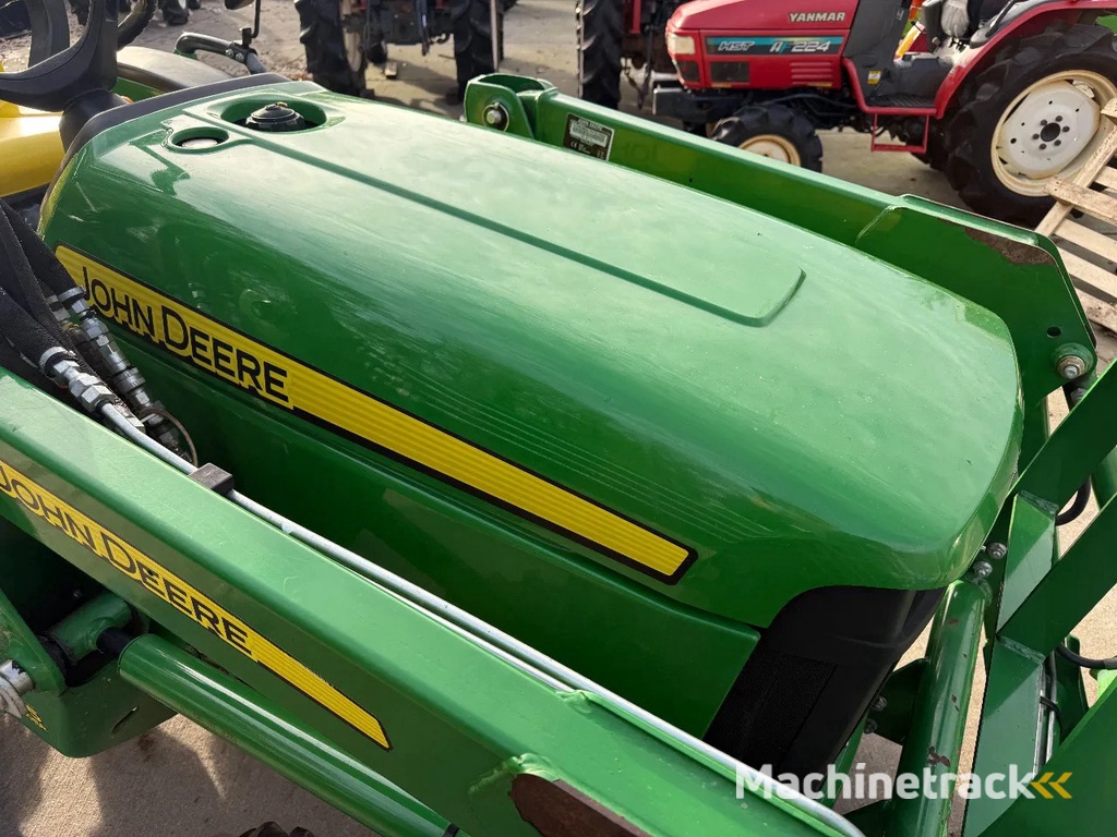 John Deere 3036e met voorlader