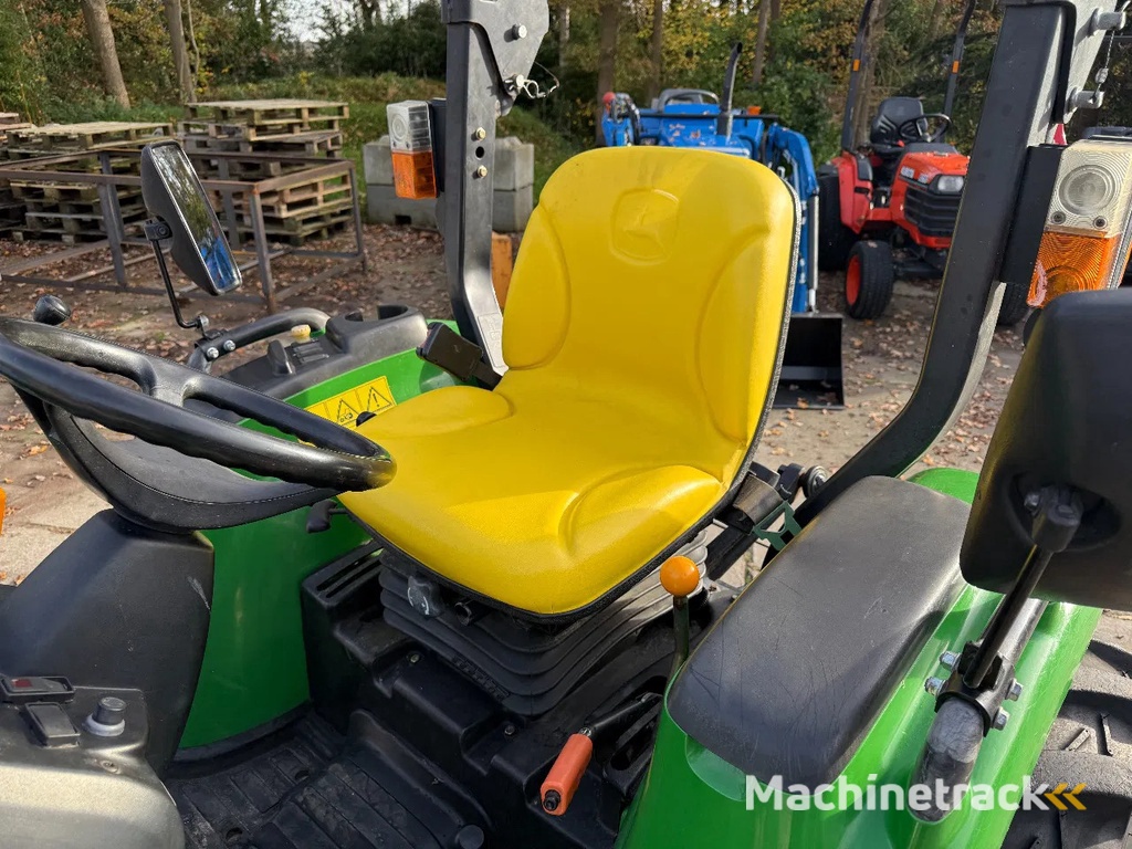 John Deere 3036e met voorlader