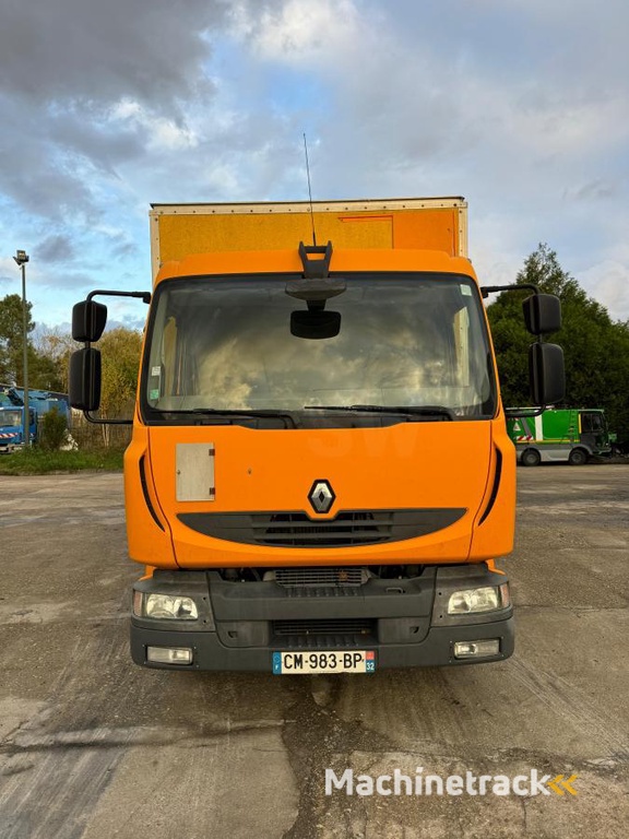 Renault Midlum