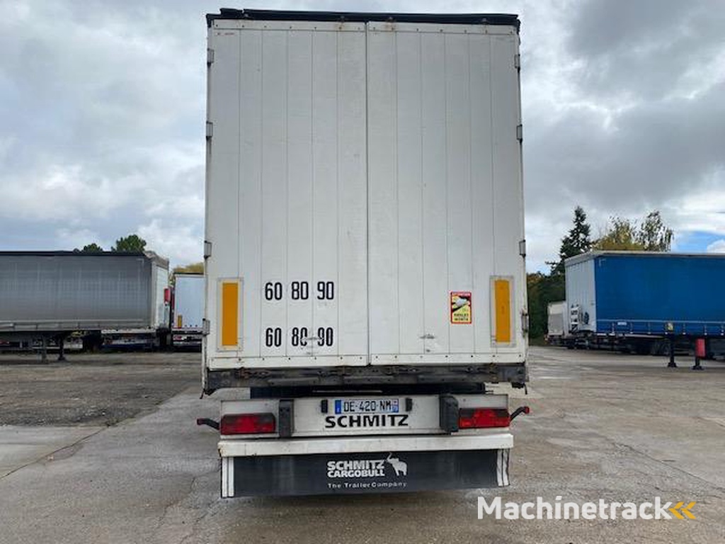 Schmitz-Cargobull Non spécifié