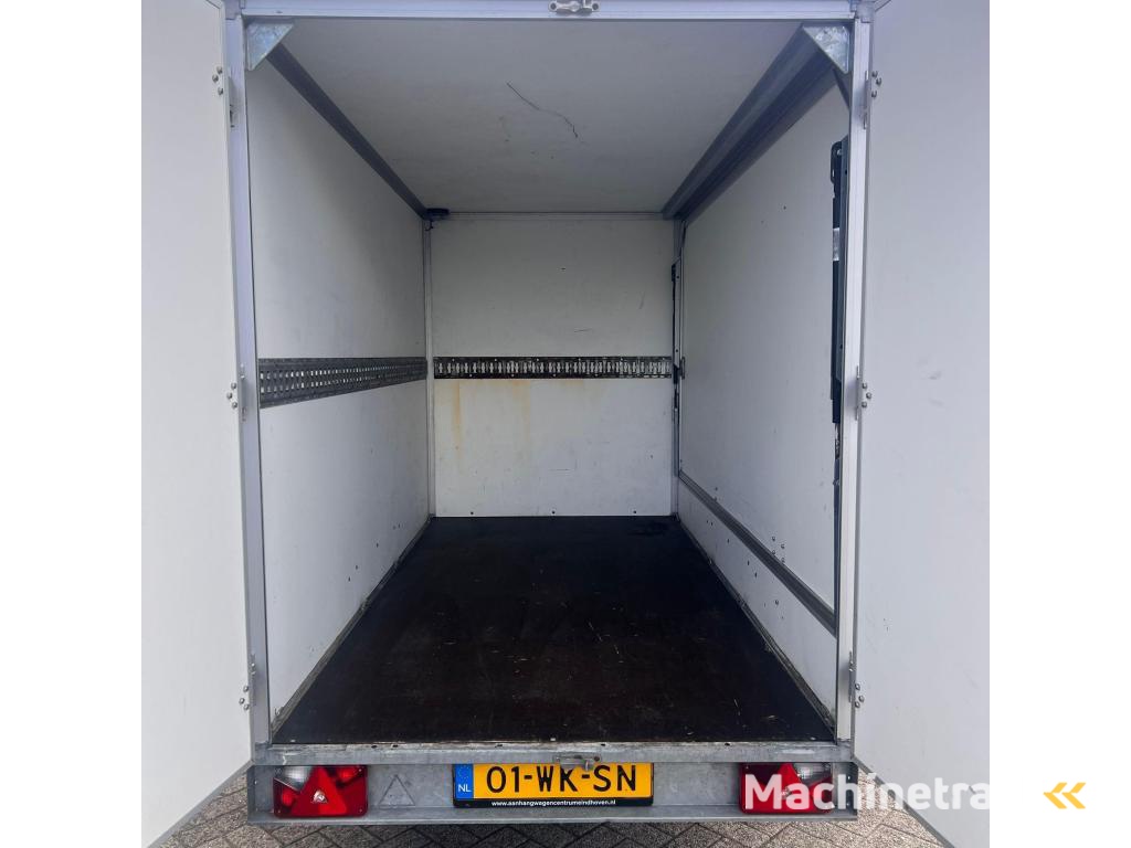 Saris C 2000 Gesloten C2000 305x150x180cm