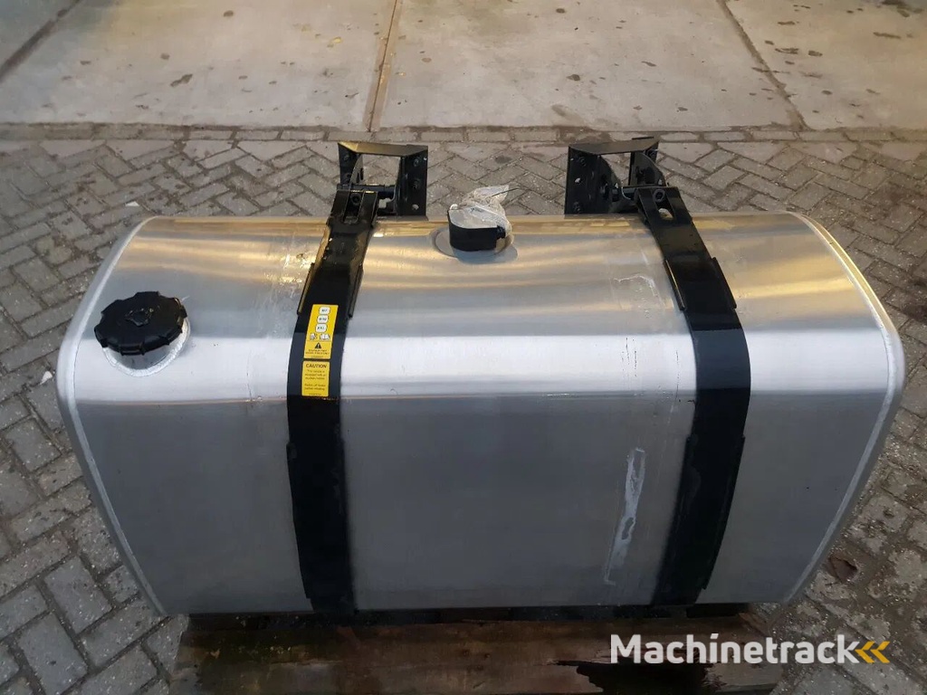 Volvo Diversen MAN Universeel diverse dieseltanks op voorraad fuel tank for truck