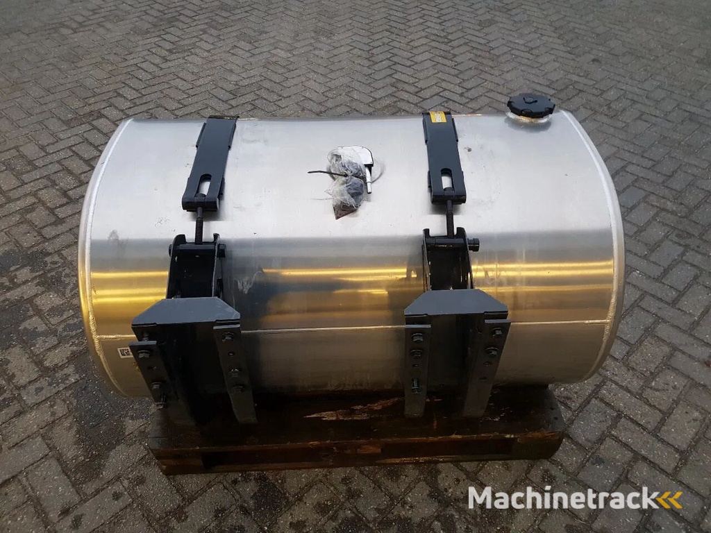 Volvo Diversen MAN Universeel diverse dieseltanks op voorraad fuel tank for truck