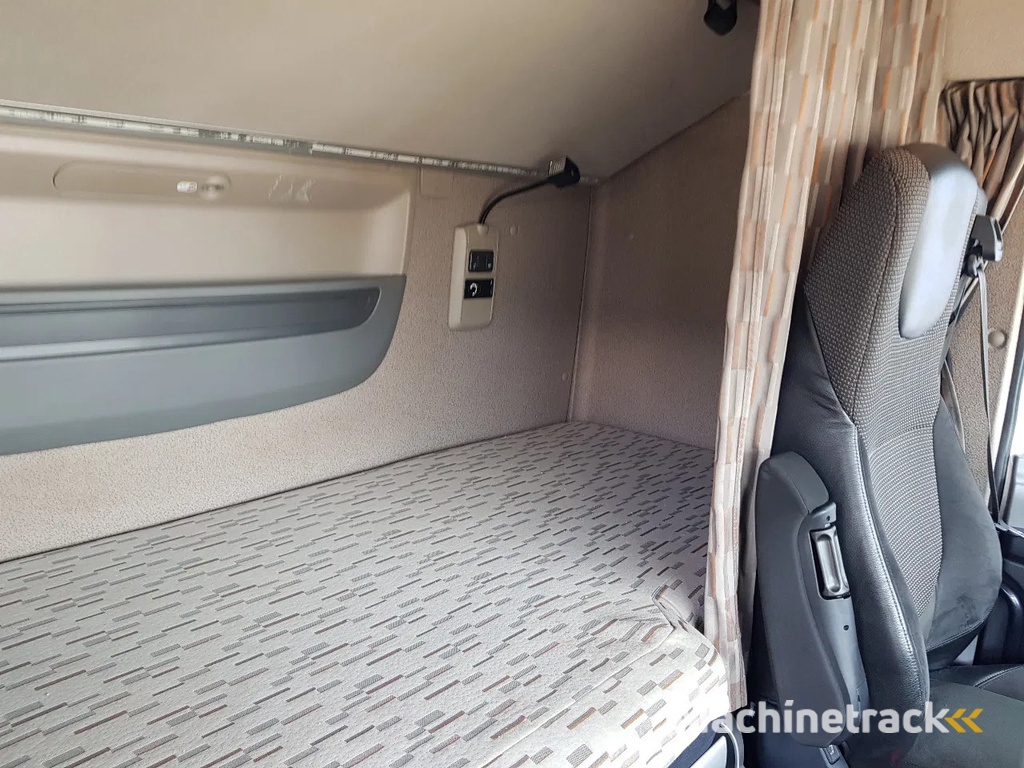 DAF XF 440 ADR AT FL EXII OX