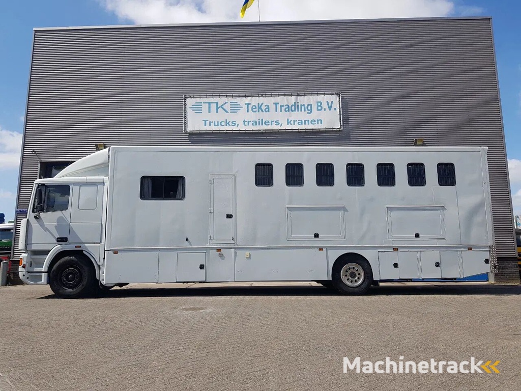 DAF 95.350 Paardenwagen met zitverblijf 7 paarden 7 horses horse truck