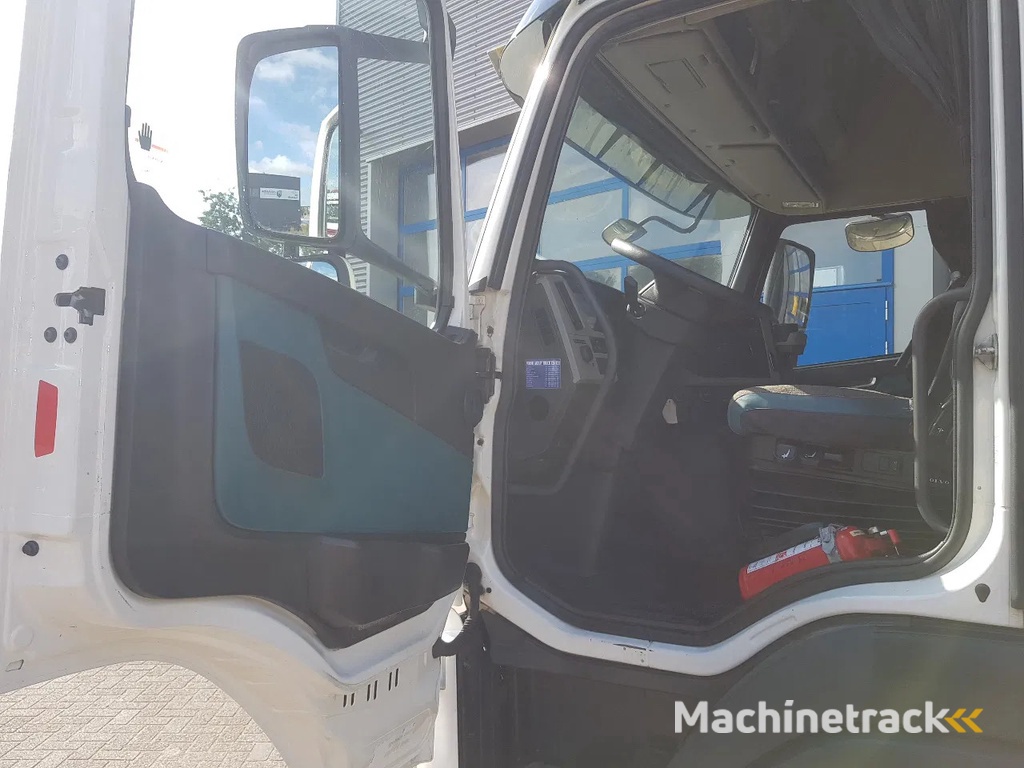 Volvo FM 420 Globetrotter XL Double tank