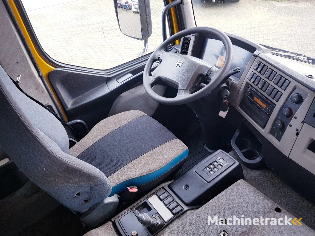 Volvo FE 300 EEV 6X2 Retarder 258.000 KM TÜV