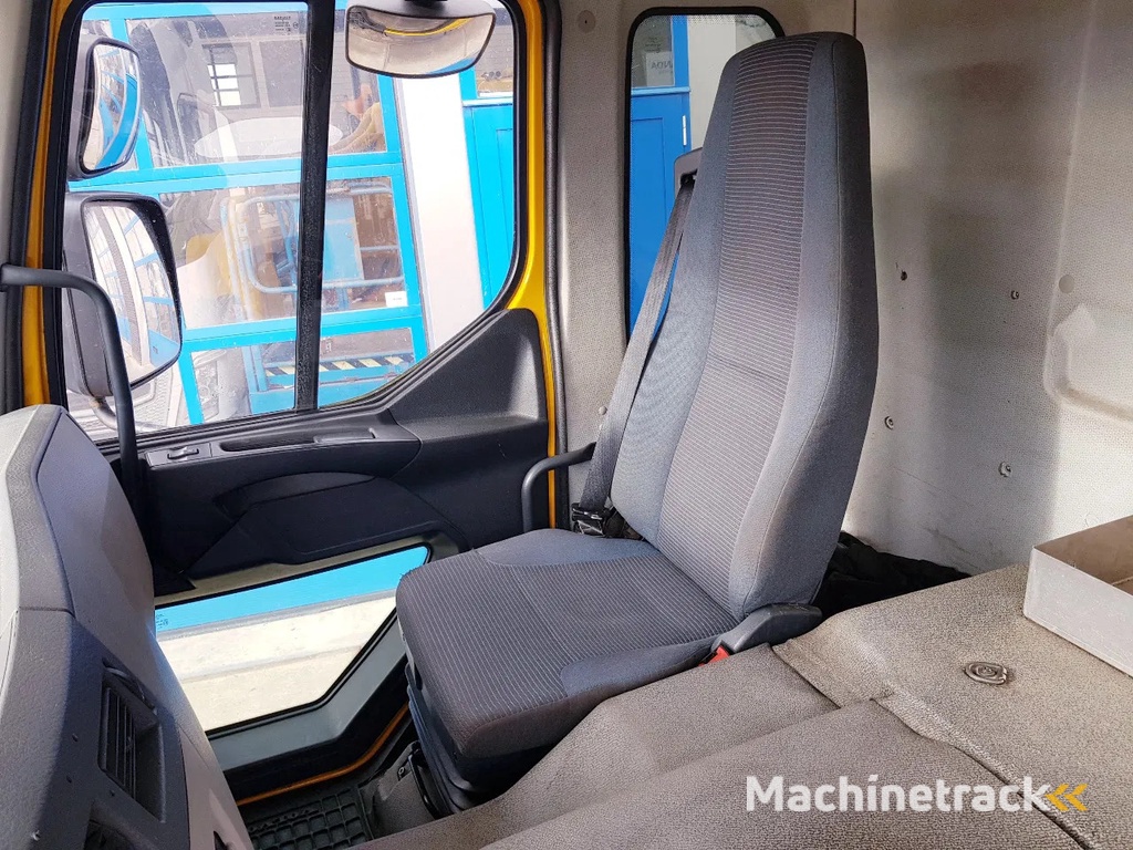 Volvo FE 300 EEV 6X2 Retarder 258.000 KM TÜV