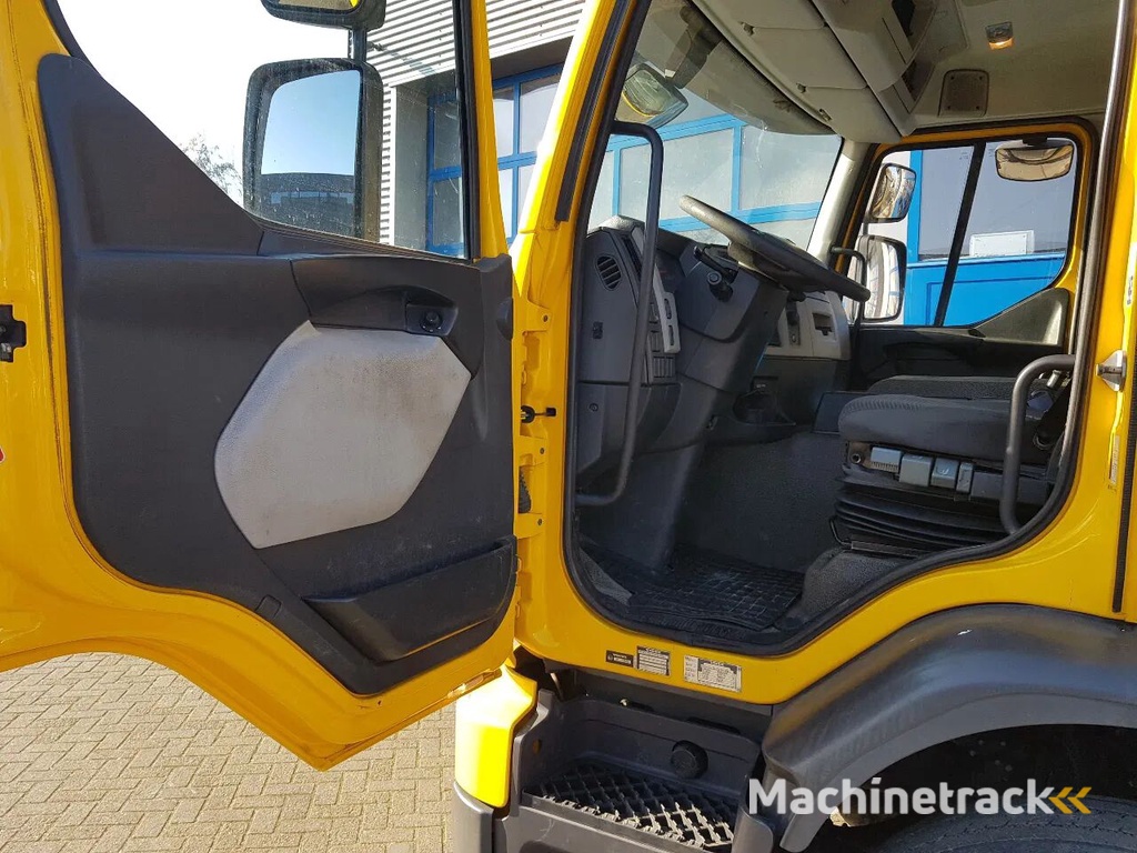 Volvo FE 300 EEV 6X2 Retarder Pto 234.000 KM chassis truck