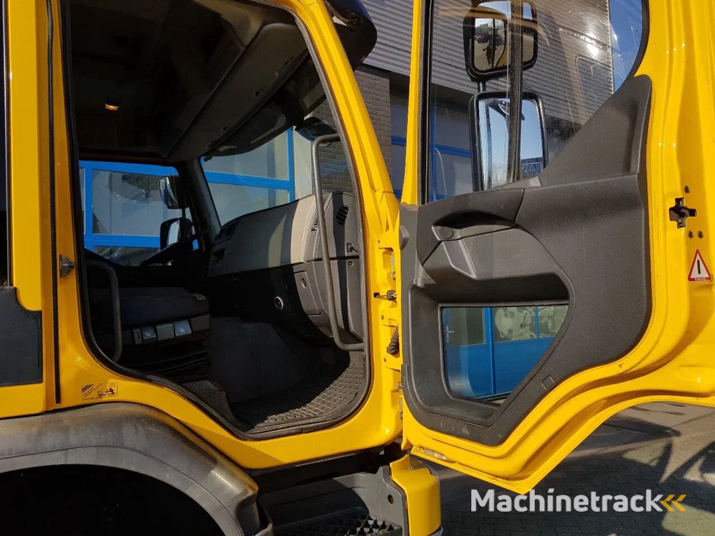 Volvo FE 300 EEV 6X2 Retarder Pto 234.000 KM chassis truck