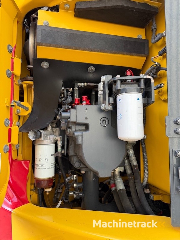 Komatsu PC 228 USLC-11