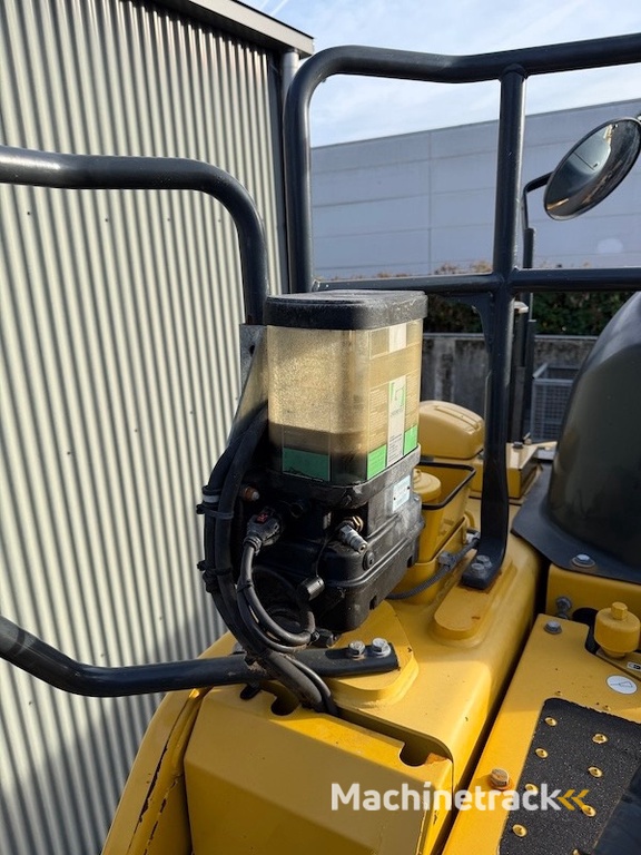 Komatsu PC 228 USLC-11