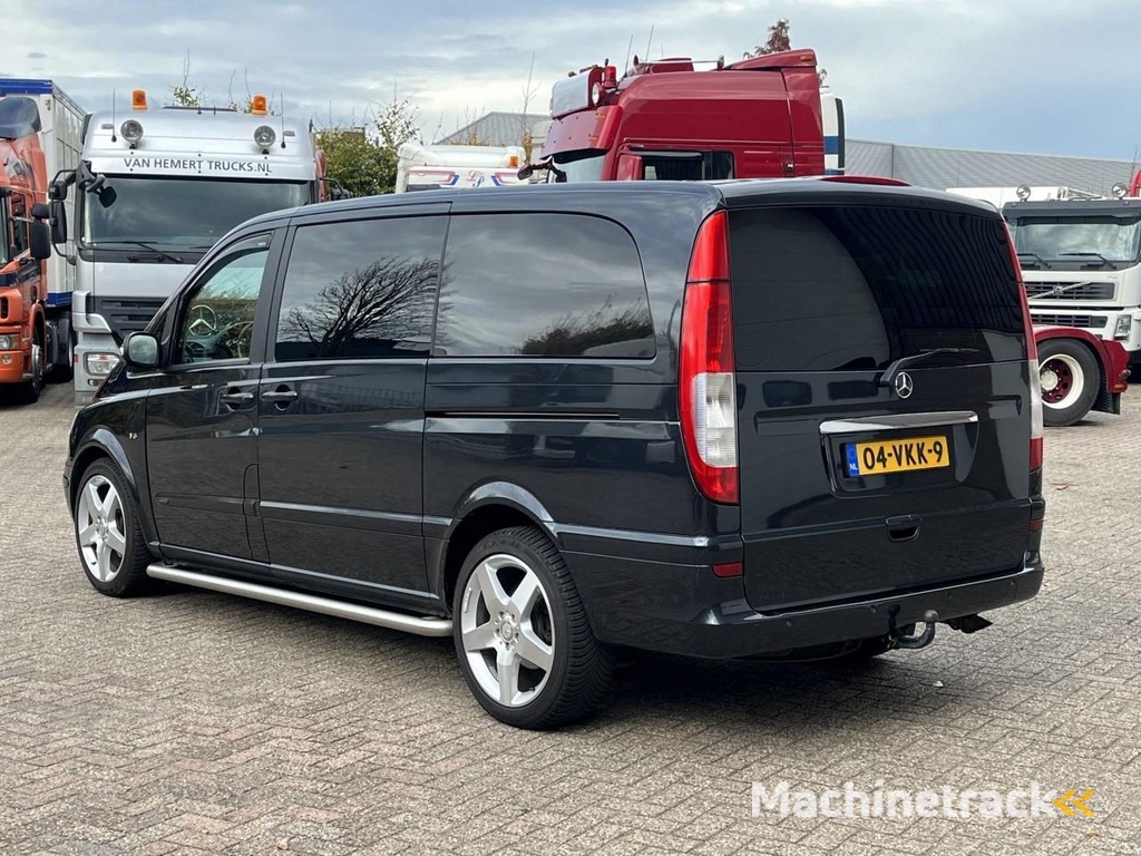 Mercedes-Benz Viano 3.0 CDI V6 DC Ambiente Lang / Luchtvering / Automaat / 5 zitplaatsen / Airco / Navi / Leather / NAP / Apple carplay / Carbonzwart / APK 5-26 HT1181