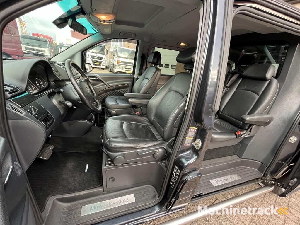 Mercedes-Benz Viano 3.0 CDI V6 DC Ambiente Lang / Luchtvering / Automaat / 5 zitplaatsen / Airco / Navi / Leather / NAP / Apple carplay / Carbonzwart / APK 5-26 HT1181