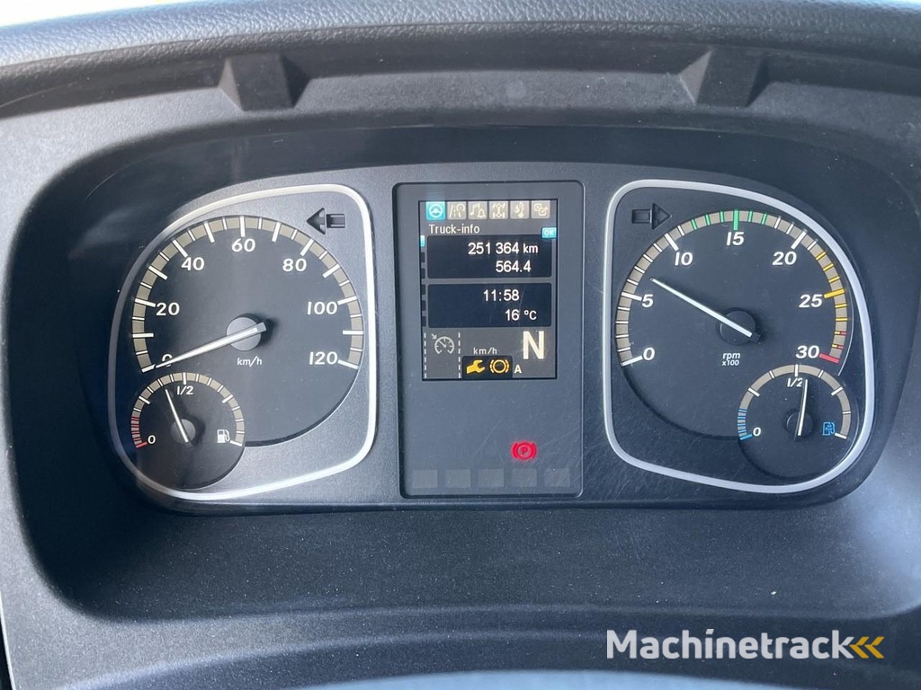 Mercedes-Benz Atego 1018 / Euro6 / LBW Laadklep / 251.364 km / 2018 / Airco / Zijdeur / Trap / Camera / NL Truck / Toegang zero emission zone HT1189