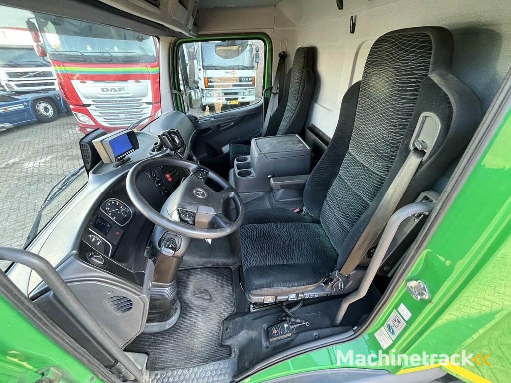 Mercedes-Benz Atego 1018 / Euro6 / LBW Laadklep / 251.364 km / 2018 / Airco / Zijdeur / Trap / Camera / NL Truck / Toegang zero emission zone HT1189