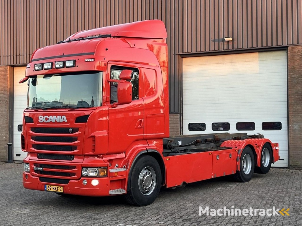 Scania R620 V8 / Retarder / Full air / Euro5 / 6x2 / WB: 470 cm / Container kabel systeem / King of the road / NL Truck HT1188