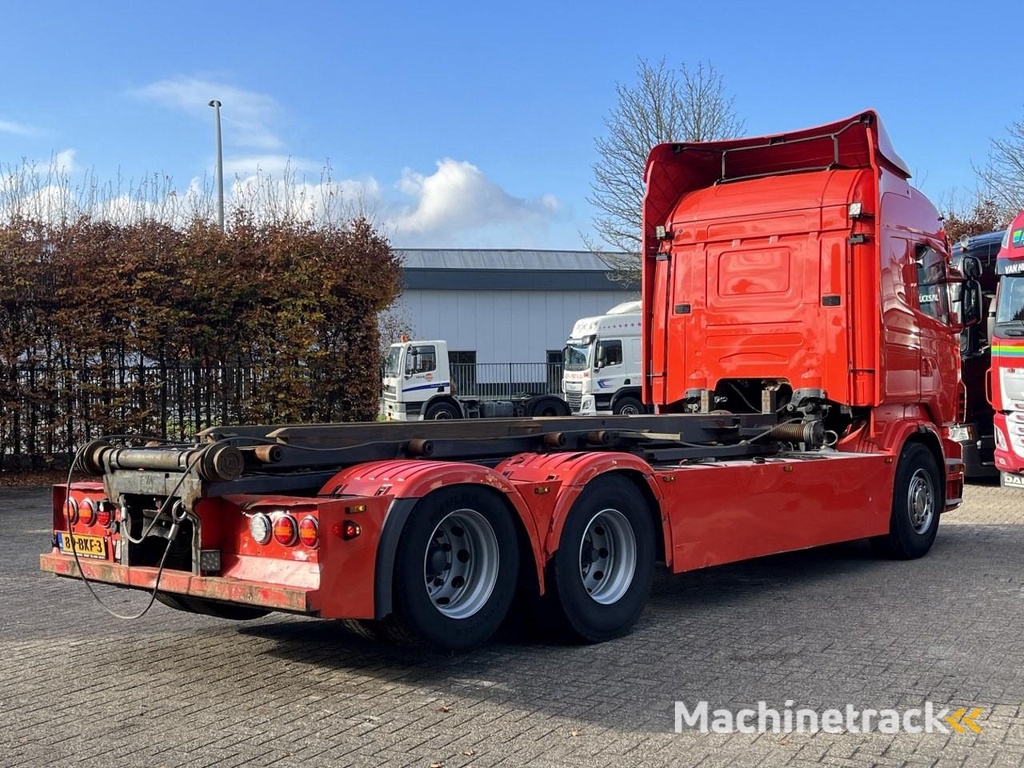 Scania R620 V8 / Retarder / Full air / Euro5 / 6x2 / WB: 470 cm / Container kabel systeem / King of the road / NL Truck HT1188