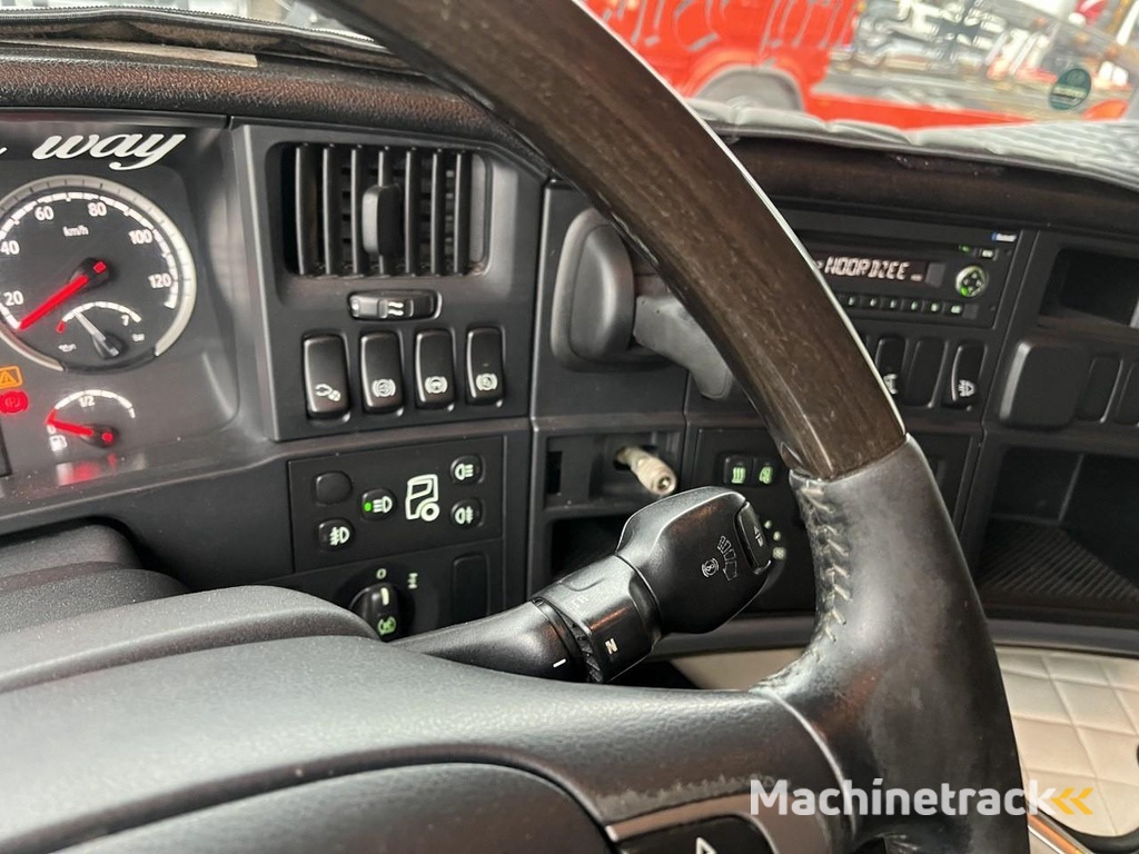Scania R500 V8 / Retarder / Full Air / Full spoiler / 2 x Tank / KING HT1145