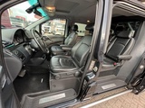 Minituur van Mercedes-Benz Viano 3.0 CDI V6 DC Ambiente Lang / Luchtvering / Automaat / 5 zitplaatsen / Airco / Navi / Leather / NAP / Apple carplay / Carbonzwart / APK 5-26 HT1181