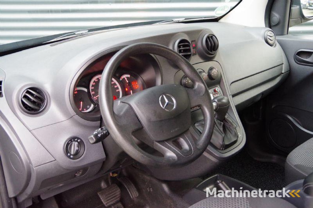 Mercedes-Benz Citan 112 AUT. BENZINE, AIRCO, PARKEERSENSOREN, STOELVERWARMING