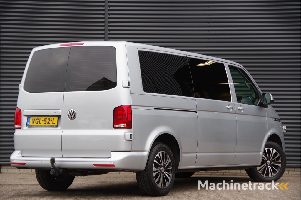 Volkswagen Transporter 2.0 TDI L2 BULLI, 150PK AUT. GLASSLOOK, LED, TREKHAAK, VIRTUAL, ADAPT. CRUISE, NAVI, AIRCO, PARKEERSENSOREN, CARPLAY, NL AUTO, NAP