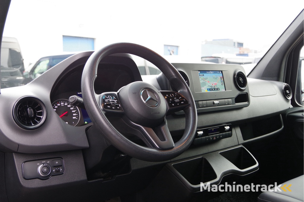 Mercedes-Benz Sprinter 315 1.9 CDI L1H1 AUT. LEDER, TREKHAAK, CAMERA, NAVI, CRUISE, CLIMA, NL AUTO, NAP