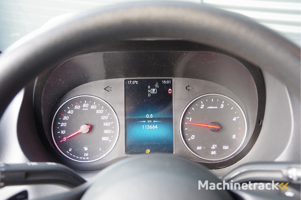 Mercedes-Benz Sprinter 317 1.9 L2H1 AUT. LED, 3.5T TREKHAAK, STANDKACHEL, CAMERA, NAVI, CRUISE, CLIMA